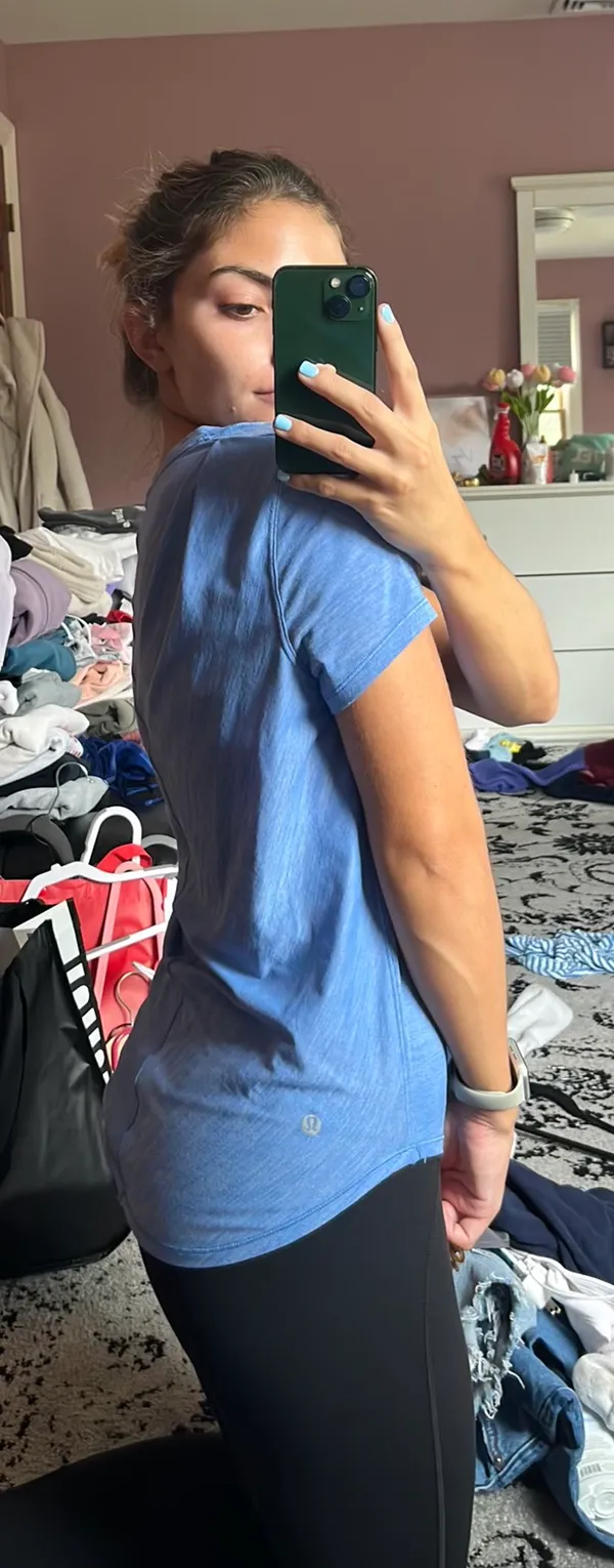 Lululemon t shirt - Image 2
