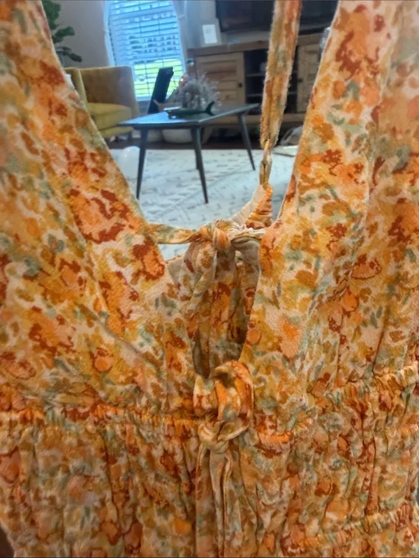 Garage Yellow & Orange Floral Smocked Romper Size XS - C33-042 - Image 5