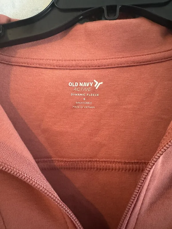 Old Navy Athletic Set - Image 4