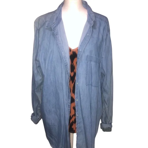 LOFT Light Blue Denim Shirt - Image 2