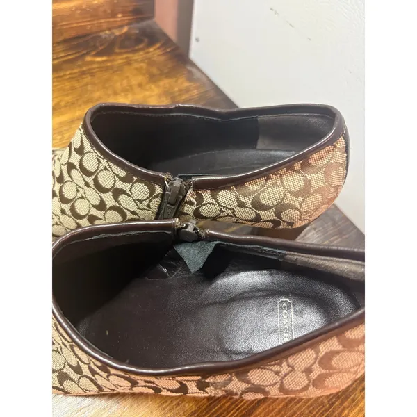 Coach Daphne‎ Tan And Brown Heels Size 7.5 - Image 7