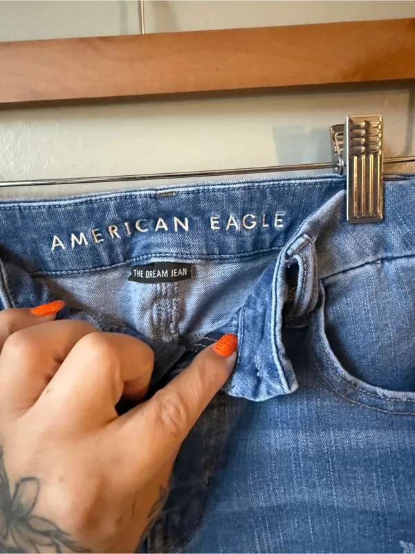 American Eagle Dream Jean Distressed High Rise Jeans Size 4 Short - Image 4