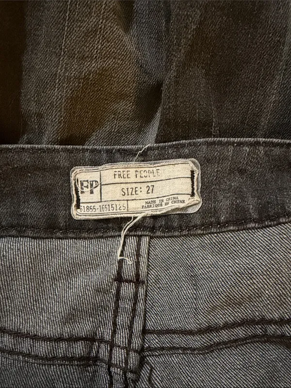 Free People Denim Overalls Size 27 – Vintage-Inspired Boyfriend Fit - Image 10