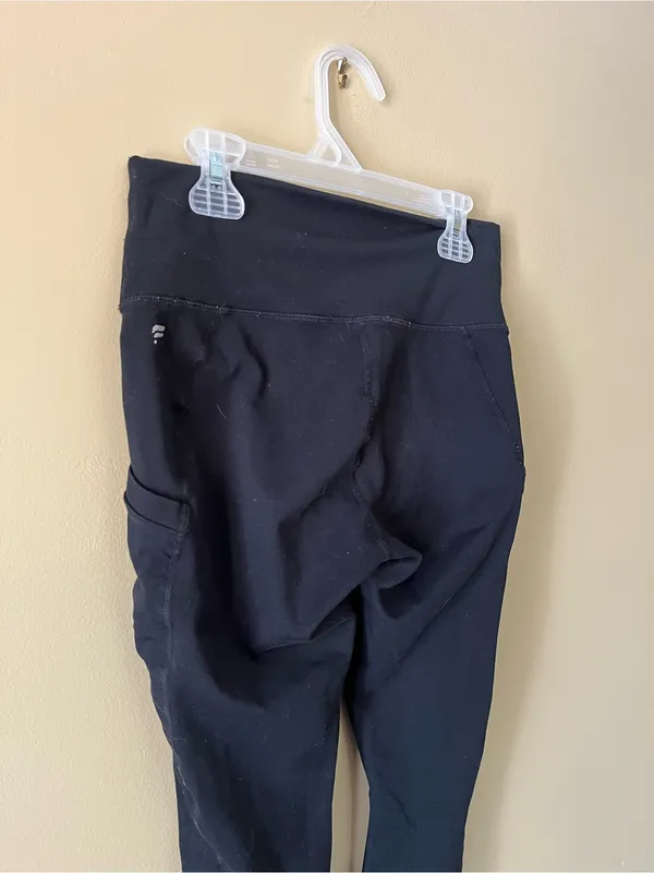 Fabletics Black High-Waist Ruched Side Leggings - Image 5