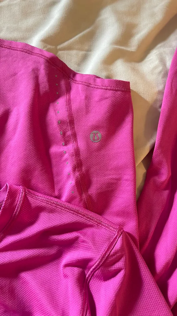 Lululemon Long Sleeve - Image 4