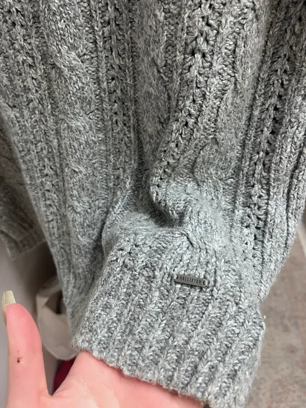 Hollister Sweater - Image 3