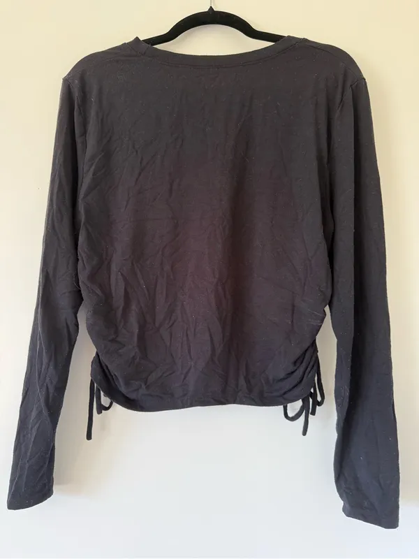 Abercrombie & Fitch Long-Sleeve Black Ruched Side Women's Top - Image 2