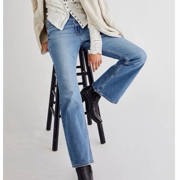 Levi’s 70’s High Flare Jeans 32x30 - Image 3