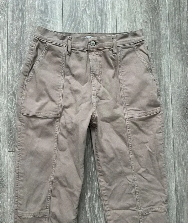 Old Navy Extra High-Waisted Sky-Hi Straight Utility Jeans - Image 3