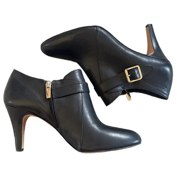 Vince Camuto Black Leather Buckle Ankle Booties Stiletto 8.5 Mob Wife Shooties - Image 3