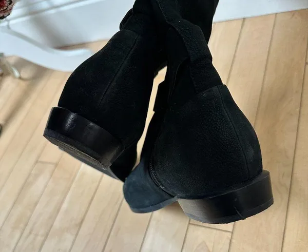 NINE WEST Black Suede Flat Riding Boot Size 8.5M Pointed Toe - Image 16