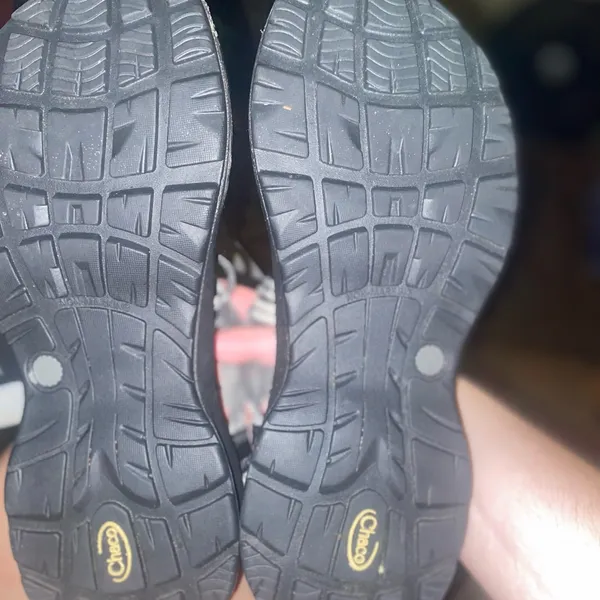 Chacos z2 strappy sandals size 7 - Image 5