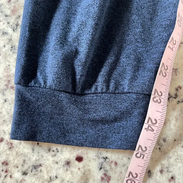 Vuori Performance Jogger Women Medium Navy Heather Activewear VW303 Athleisure - Image 8