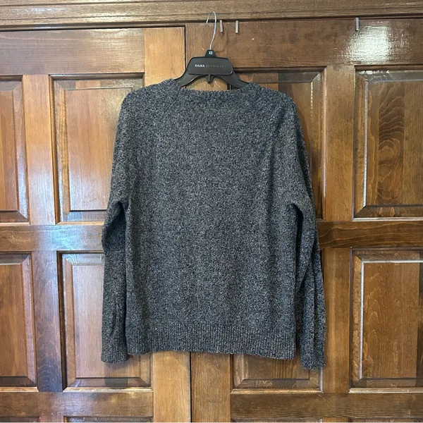 J. Crew Women's Crewneck Knit Sweater Pullover‎ Medium Gray Lambswool Blend - Image 3