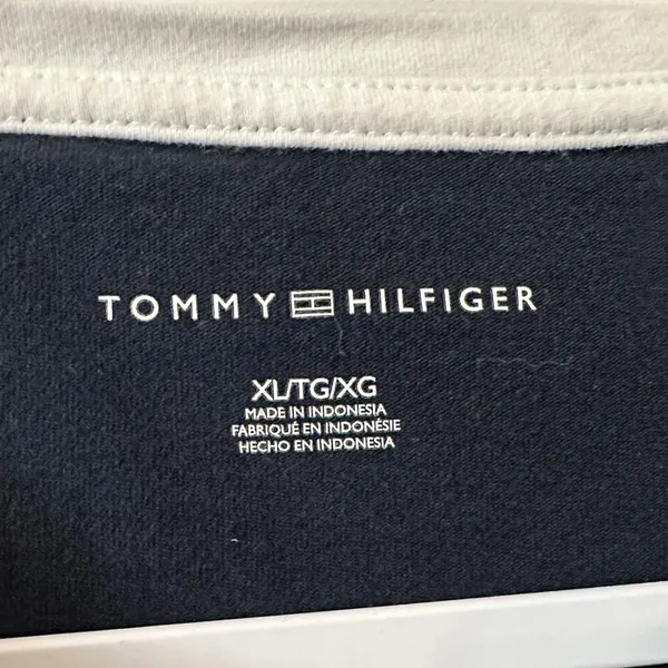Tommy Hilfiger Navy Short Sleeve Logo T‑Shirt Dress with White Trim - Image 4