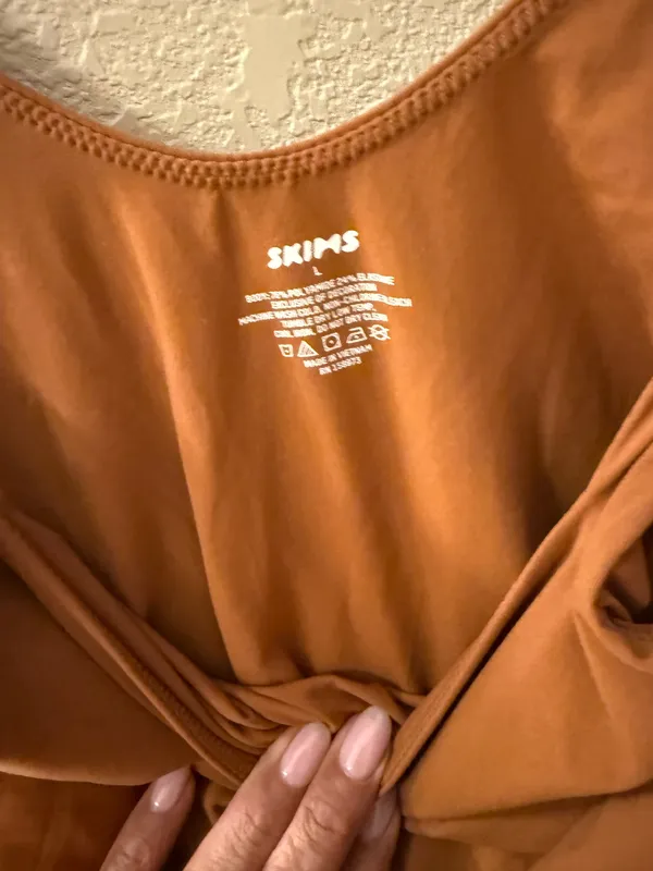 SKIMS Fits Everybody Square Neck Bodysuit L - Image 5