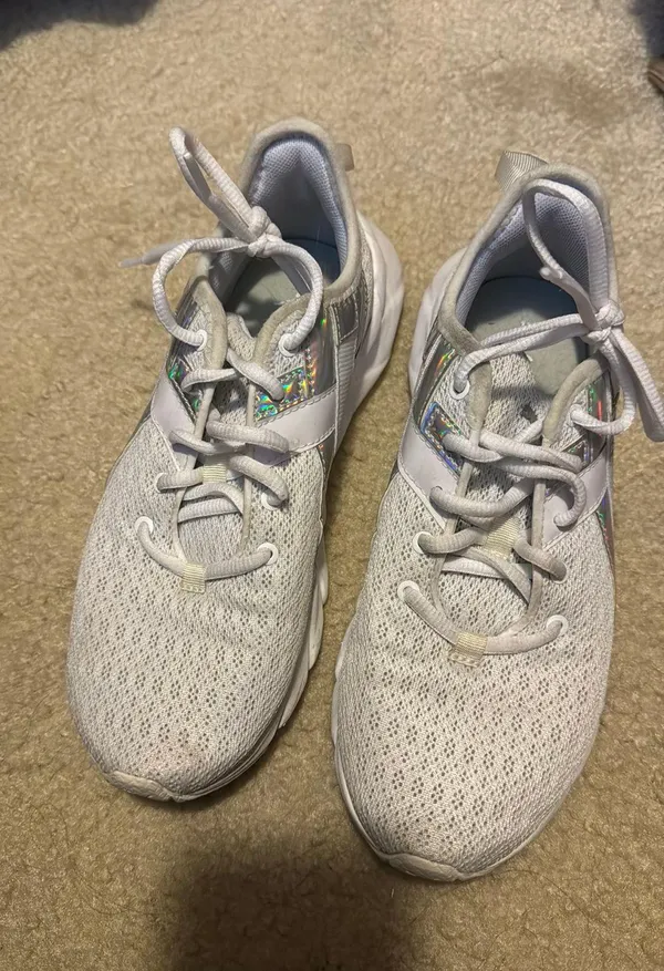 Puma Running Shoes - Image 2