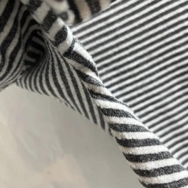 Gimmicks by BKE Long Sleeve Striped Shirt Womens M Gray Stripes Sweater T-Shirt - Image 10