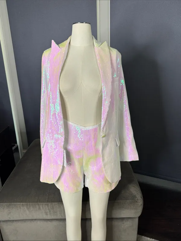 Women’s Iridescent White Sequin Shorts Suit Set Party Festival Size L NWT - Image 6