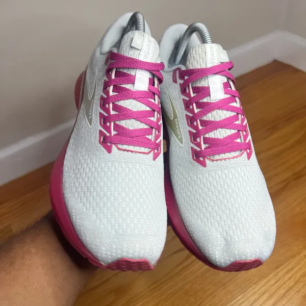 Brooks Levitate 5 “Gray Pink” 1203571B003 9W B NO BOX - Image 11