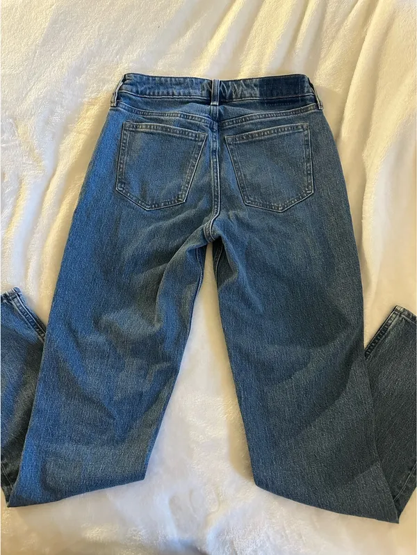 Abercrombie Mid-Rise 90s Straight Jeans - Image 2