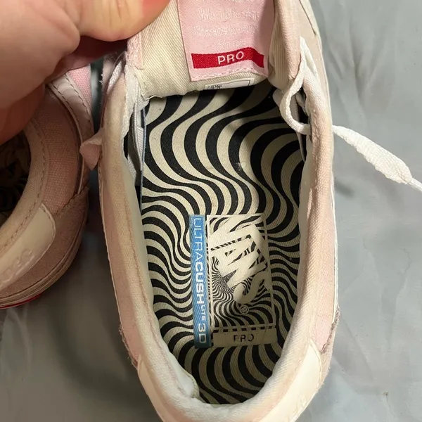 Vans Ultra Cush Women's Blush and Beige Sneakers - Image 4