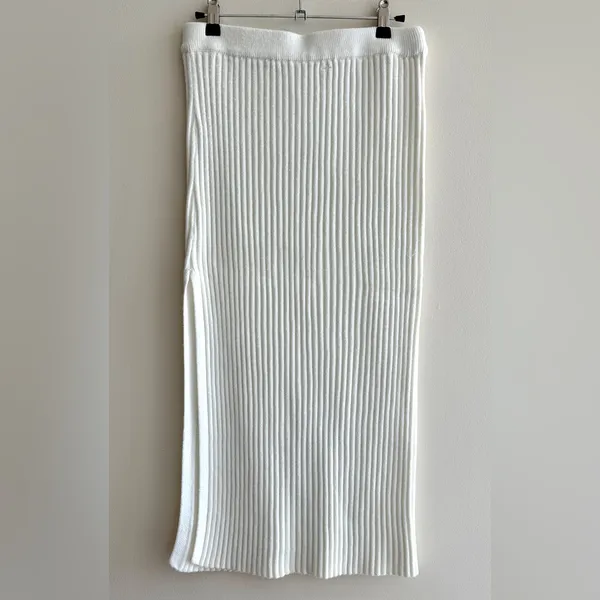 Amazon Women’s White Ribbed Sweater Midi Slit Skirt, Size Large - Image 5