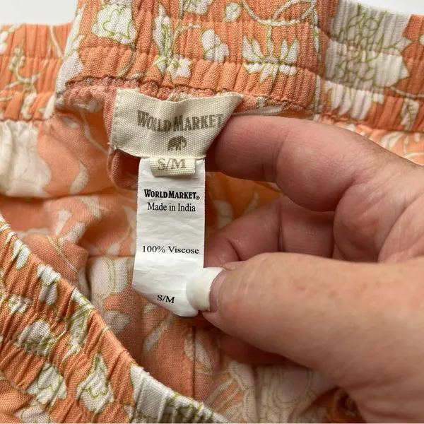 World Market Peach Green Floral Print Pajama Pants Womens Size‎ Small Pull On - Image 3