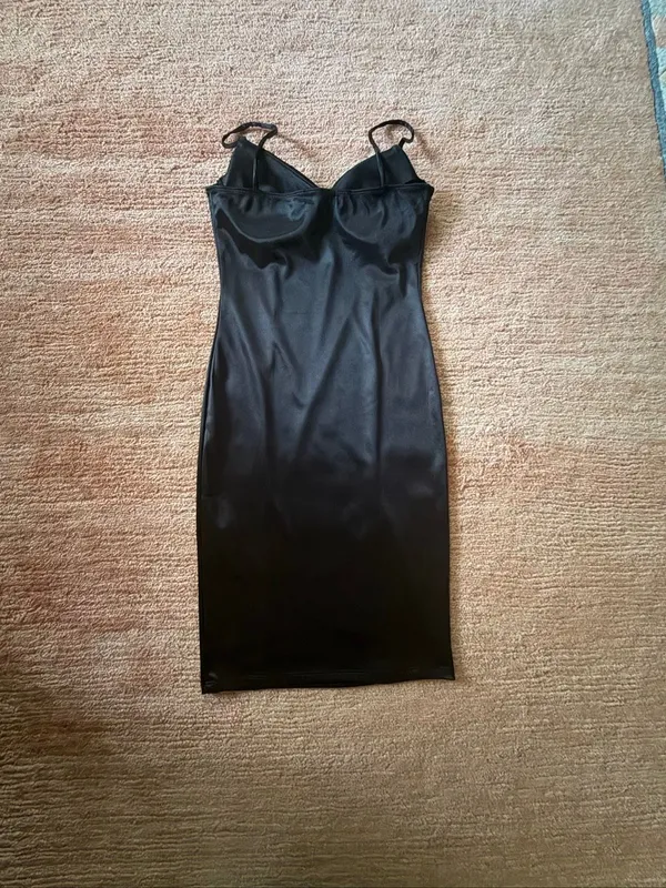 Popular 21 Black Satin Bodycon Mini Dress Size S Built-In Cups - Image 6