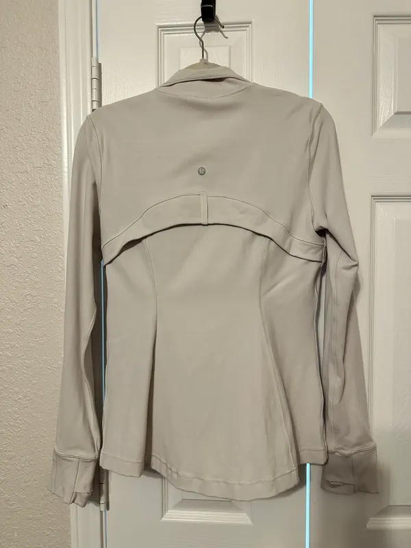 Lululemon Jacket - Image 3
