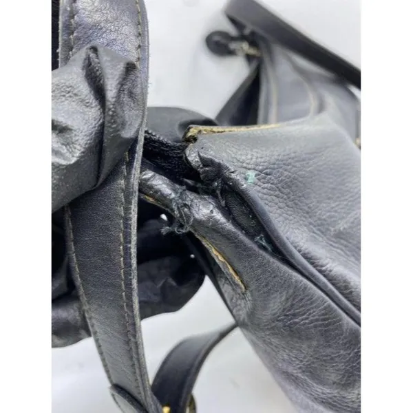 gucci vintage shoulder black leather cross body ba - Image 8