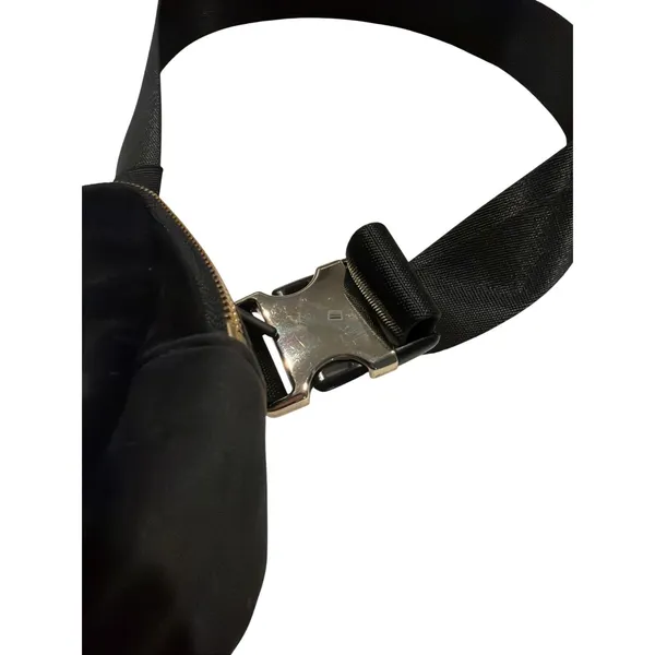 Lululemon Everywhere Belt Bag Women 1L Black Quilted Gold Hardware Fanny Pack - Image 4