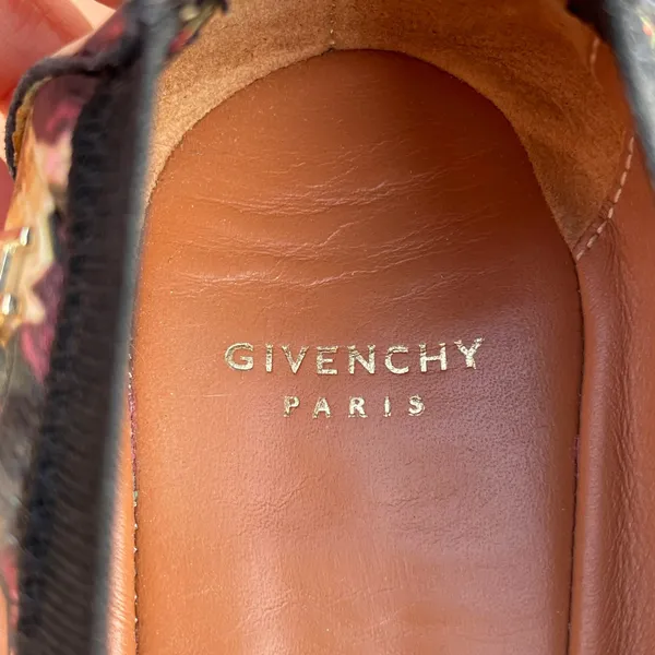 Givenchy rose floral-print camouflage elasticated ballet flats size 36.5 US 6 - Image 9