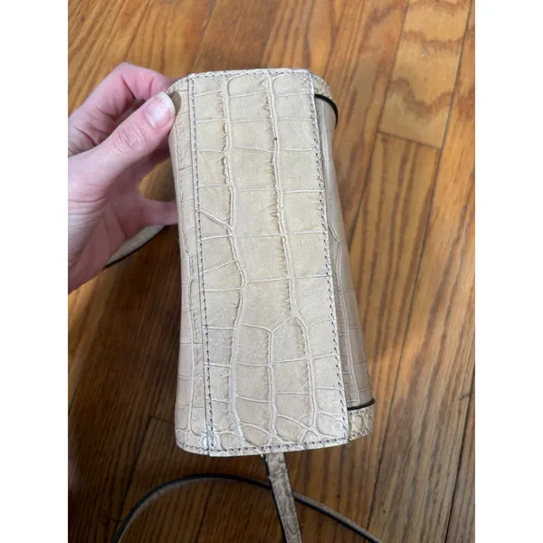 Kate Spade Perri Lane Rosey Beige Croc Embossed Leather Camera‎ Crossbody Bag - Image 4
