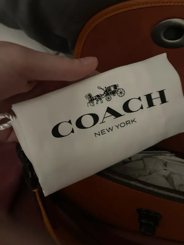 Coach Leather Purse - Image 7