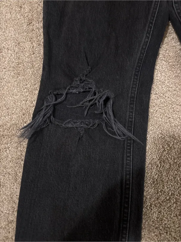 Abercrombie & Fitch Black Jeans - Image 4