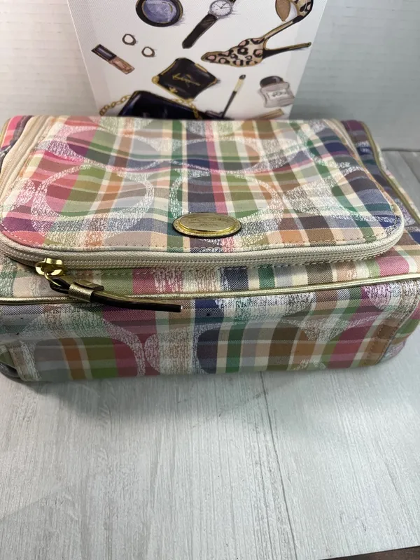 Rare COACH Multicolor Plaid Patent Cosmetic Pouch - Image 15