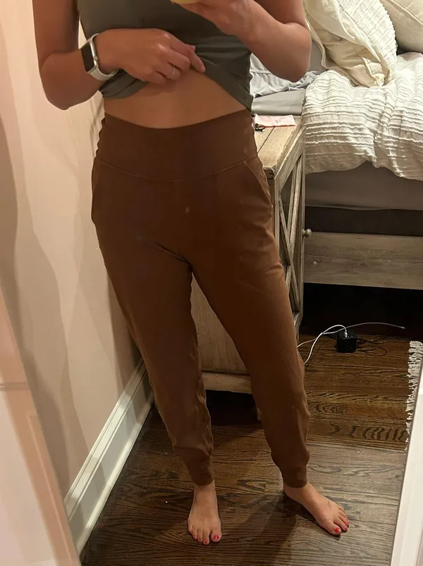Lululemon Align Joggers - Image 3