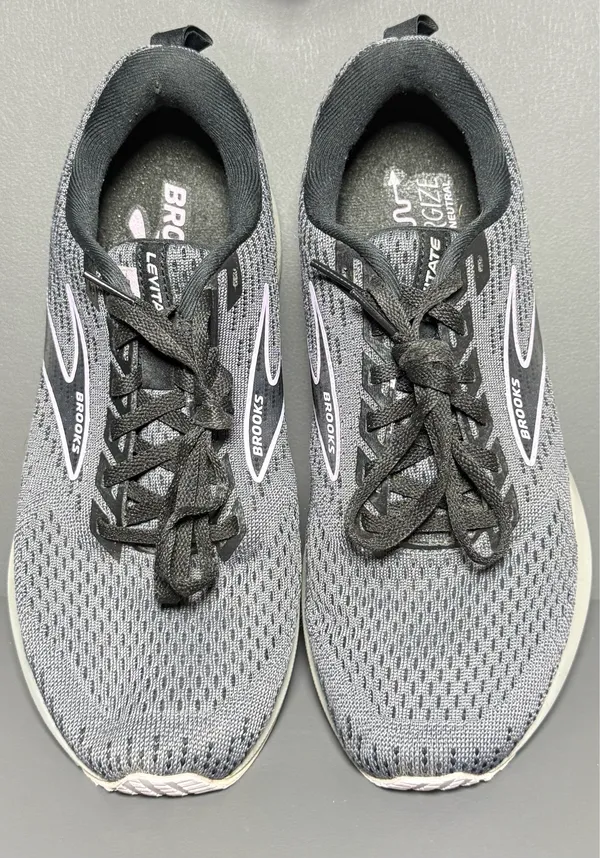 Brooks Levitate 5 Running Shoes Gray Women’s Size 9 - Image 4