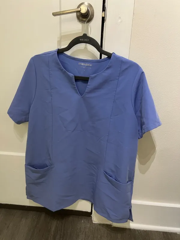 Mandala Scrubs NWOT 5 Pocket Notch Neck Top (French Blue) - Image 4