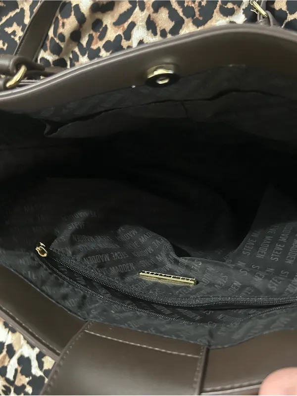 Steve Madden Dark Brown Tote with Gold SM Logo - Image 3