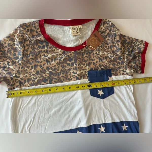 Leopard & Stars Colorblock Tee with Pocket - Image 6