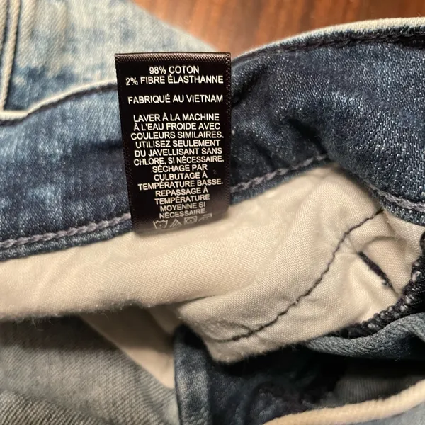 Express Jeans Stonewashed High Wasted Cutoff Shorts Sz 4 - Image 5