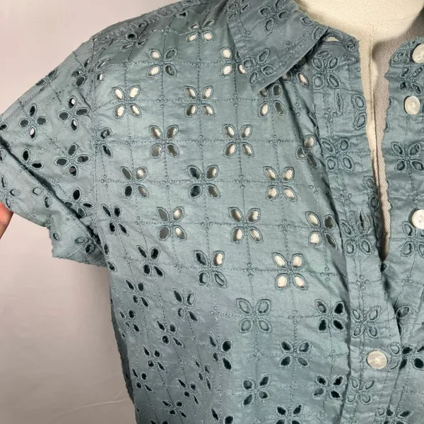 GAP XXS Blue Eyelet‎ Shirt Dress Button Front Short Sleeve Preppy Coquette - Image 6