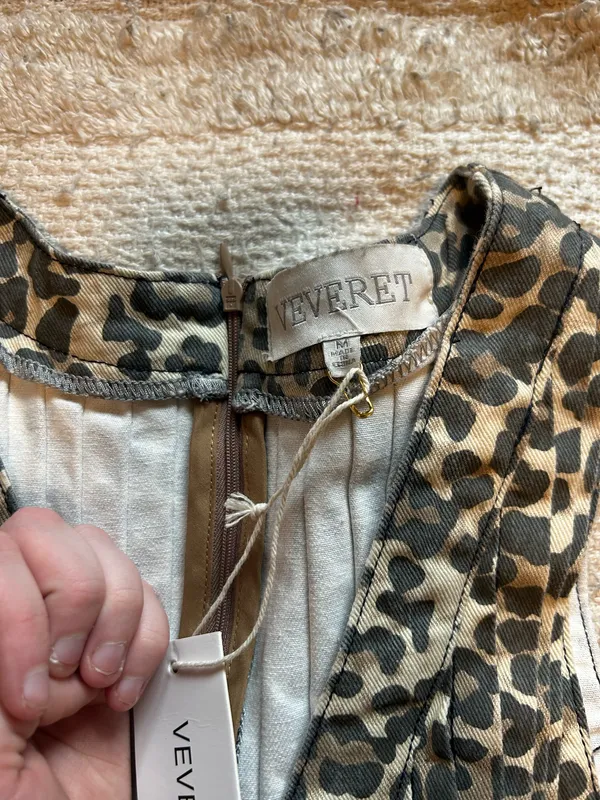 Cheetah Romper Multiple Size M - Image 2