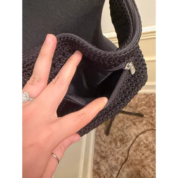The Sak Original Black Tightweave Knit Shoulder Bag Purse Boho Minimalist Beach - Image 6