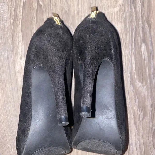 Mari A zip up ankle heel suede bootie - Black. Size 8 NWOB - Image 9