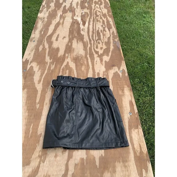 Haute Monde S Faux Leather Belted Mini‎ Skirt in Black Small Biker Goth Summer - Image 6