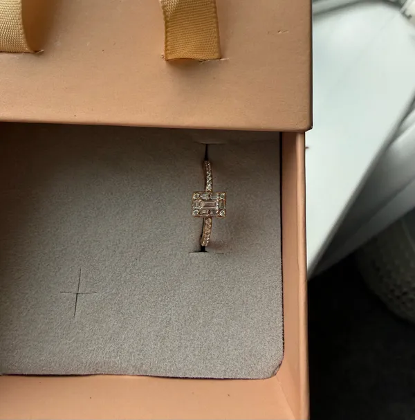 Pandora rose gold Ring with Clear Stones - Image 8