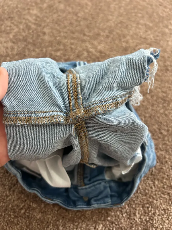 American Eagle Shorts Denim Distressed - Image 5